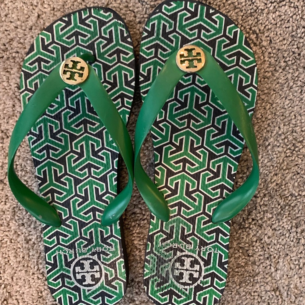 TORY BURCH | Logo Signature Flip Flops EUC